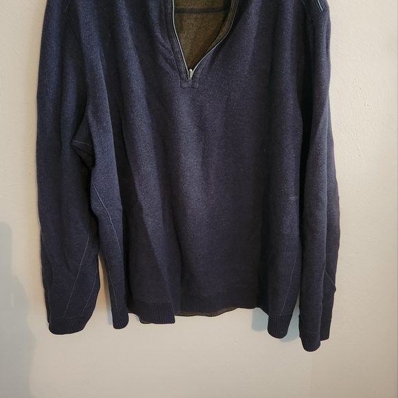 Tommy Bahama  reversible 1/4 zip - Picture 4 of 5